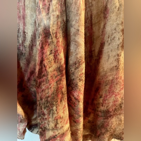 NEERU KUMAR Wool Tunic Soft Light - Picture 10 of 13